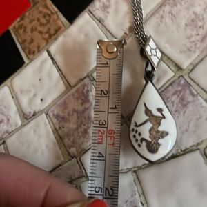 Siamese silver etched pendant necklace- NOS